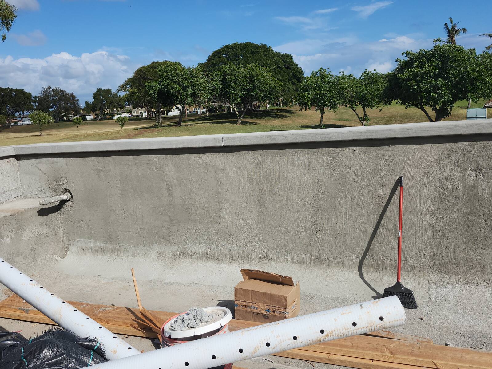 Concrete project in Waipahu, Oahu by Cruz Control Concrete Hawaii
