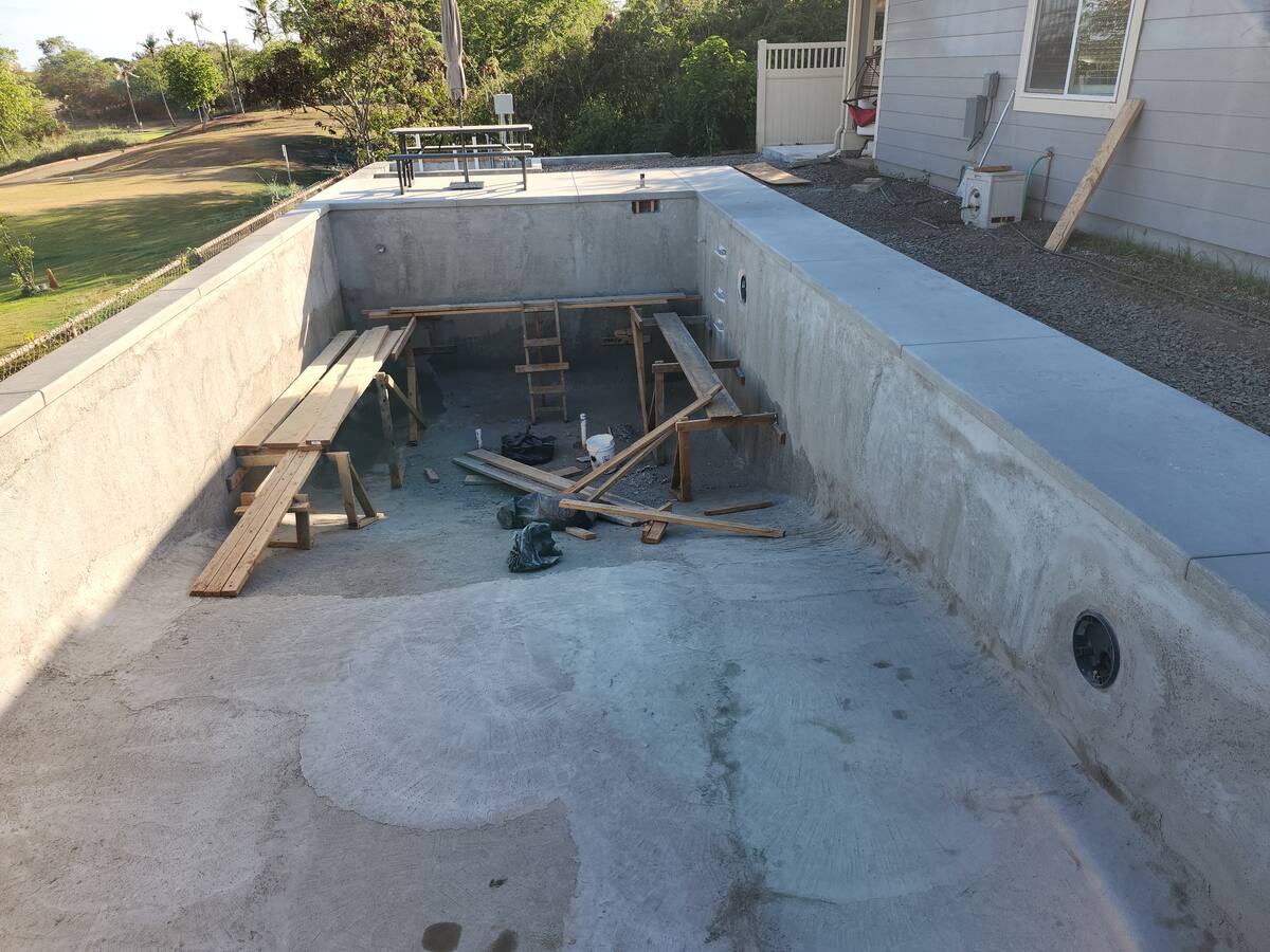 Concrete project in Waianae, Oahu by Cruz Control Concrete Hawaii